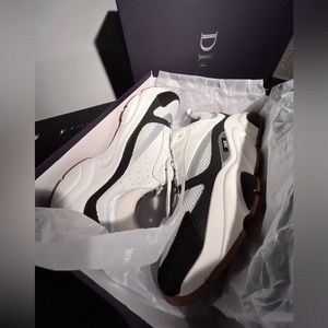 Dior B22 Sneakers